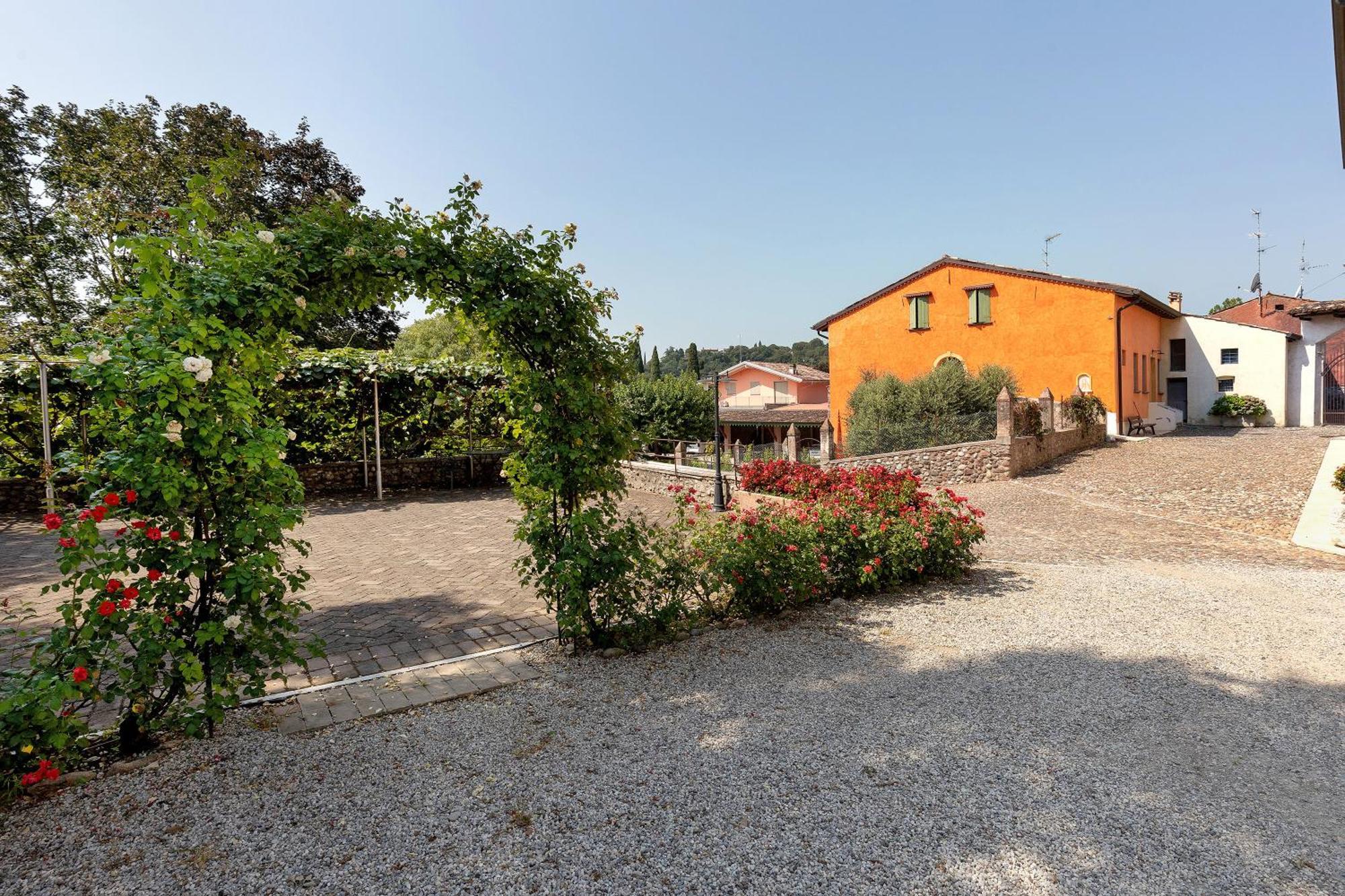 New Agriturismo Corte Olfino Monzambano Exterior photo